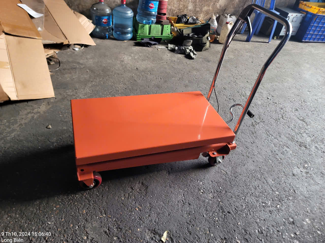Xe nâng mặt bàn 500kg nâng cao 1500mm